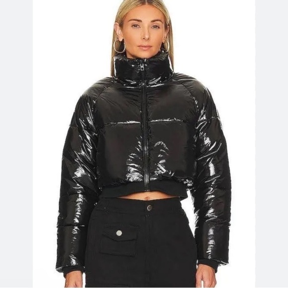 NWT Blank NYC Cold Lover Crop Puffer Jacket Size Large - Picture 2 of 11